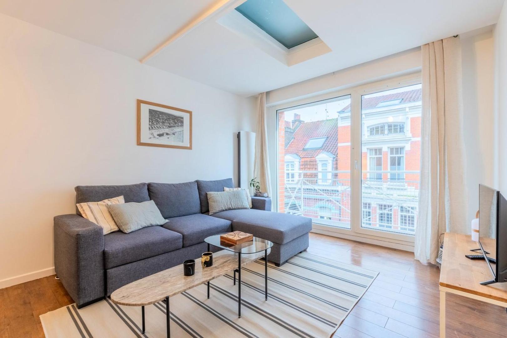 Apartment 3 Bedroom With Parking & Balconies La Madeleine (Nord)
